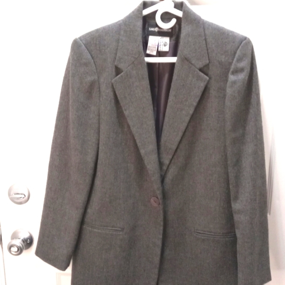 Sag Harbor 100% Pure New Wool Grey Blazer, Size 8